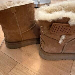 UGG Brown Winter Boots with Cream Lining
